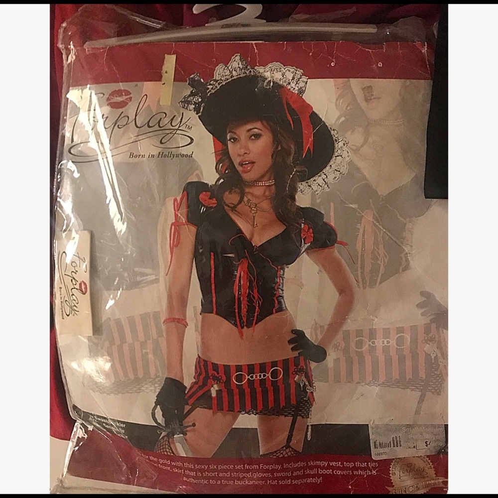 Sexy sultry forplay costume PIRATE